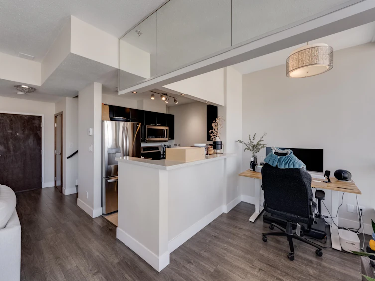 2204-1420 W Georgia Street, Vancouver, BC, V6G 3K4 - 8