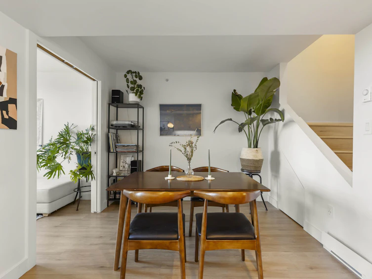 301-418 E Broadway, Vancouver, BC, V5T 1X2 - 12
