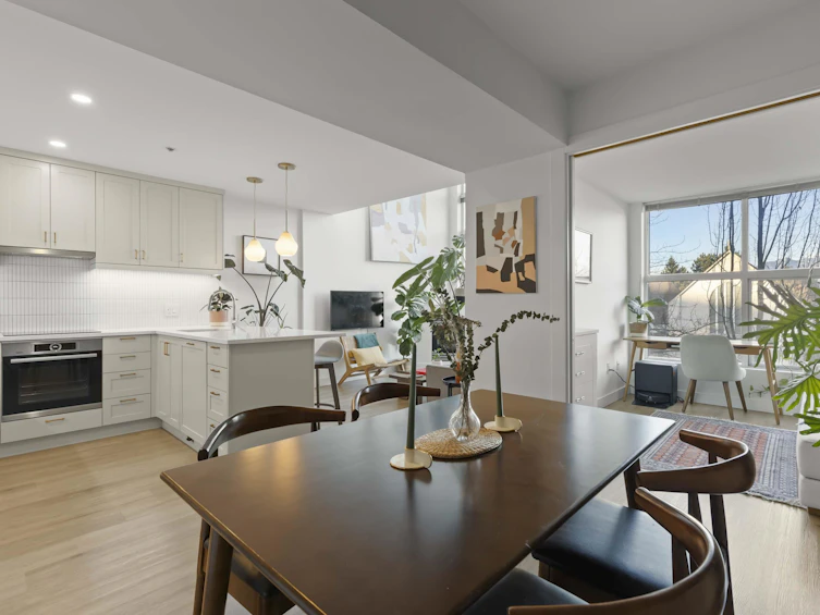 301-418 E Broadway, Vancouver, BC, V5T 1X2 - 13