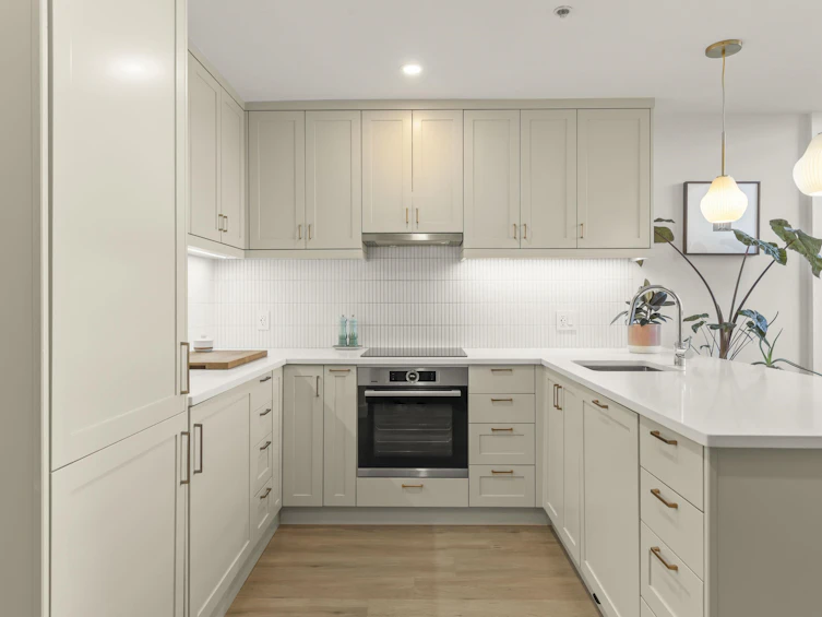 301-418 E Broadway, Vancouver, BC, V5T 1X2 - 8