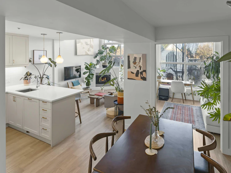 301-418 E Broadway, Vancouver, BC, V5T 1X2 - 14