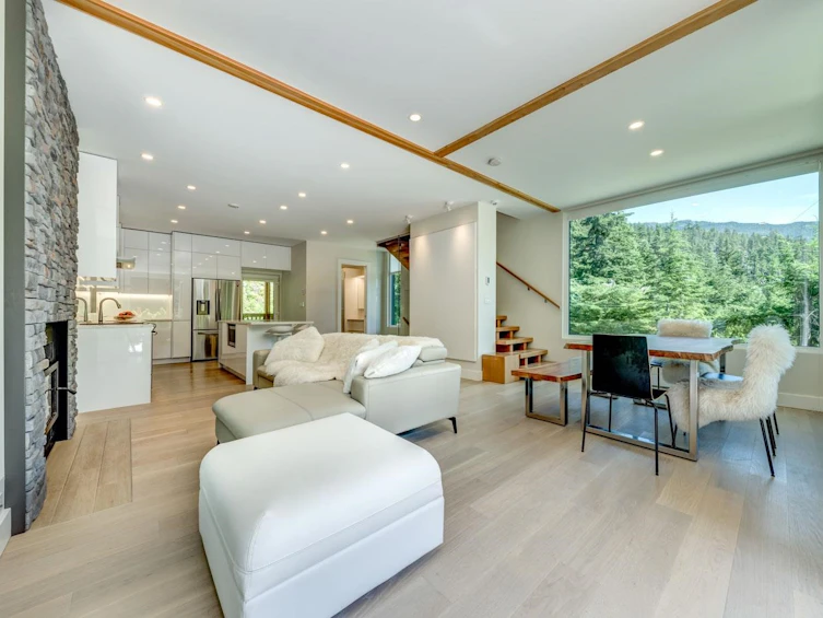 9391 Emerald Drive, Whistler, BC, V8E 0G5 - 8