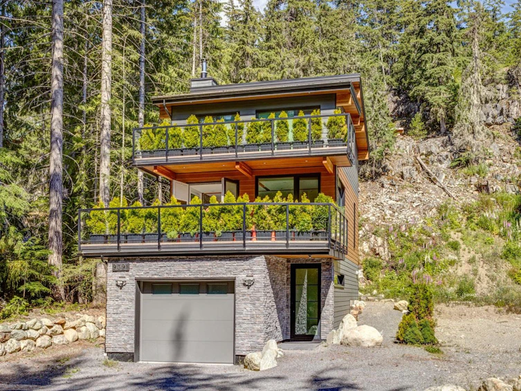 9391 Emerald Drive, Whistler, BC, V8E 0G5 - 25