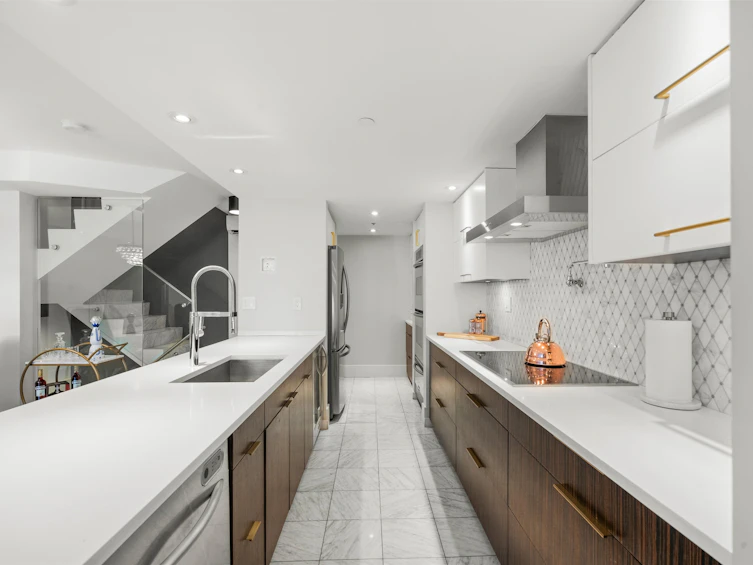 1028 Cambie Street, Vancouver, BC, V6B 6J5 - 3