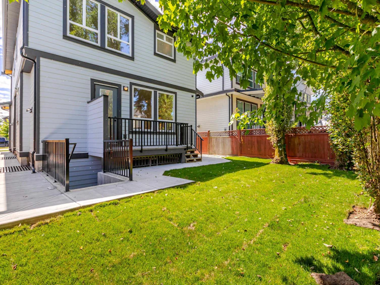11729 85a Avenue, Delta, BC, V4C 2V7 - 40