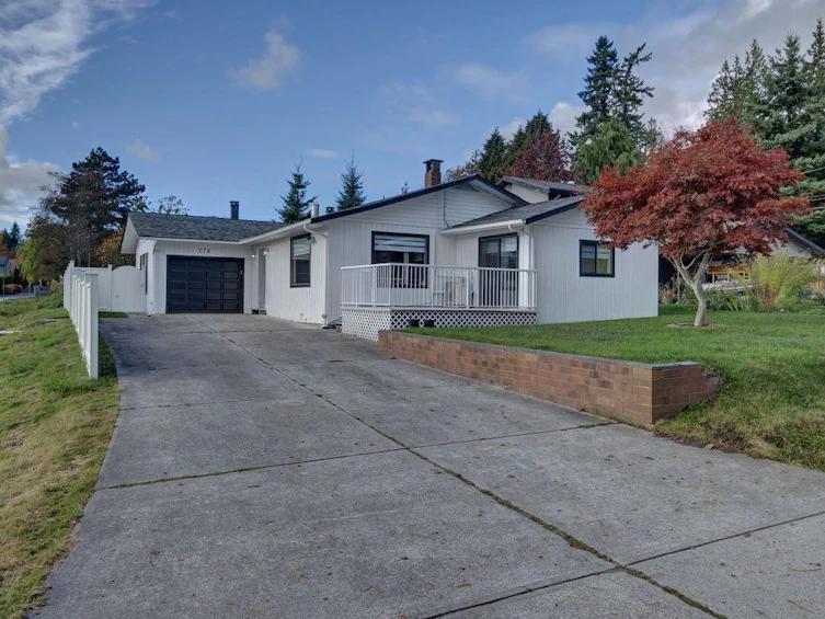 776 Seacot Way, Gibsons, BC, V0N 1V9 - 32
