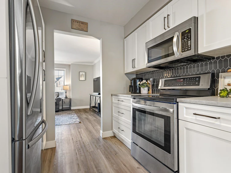 7-46321 Cessna Drive, Chilliwack, BC, V2P 1A7 - 11