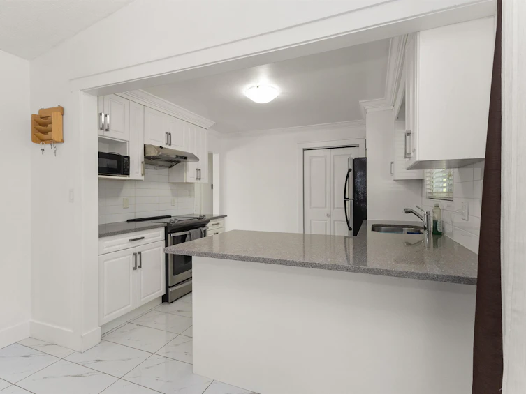 2098 Beaver Street, Abbotsford, BC, V2T 3C6 - 6