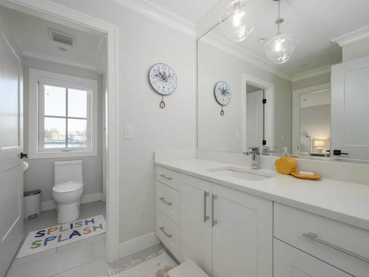 702 Robinson Street, Coquitlam, BC, V3J 2W9 - 19