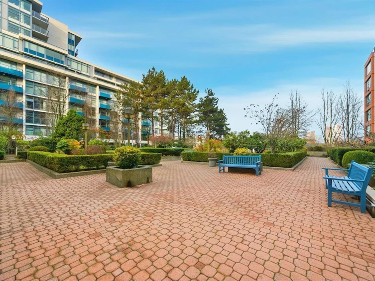 301-2201 Pine Street, Vancouver, BC, V6J 5E7 - 10