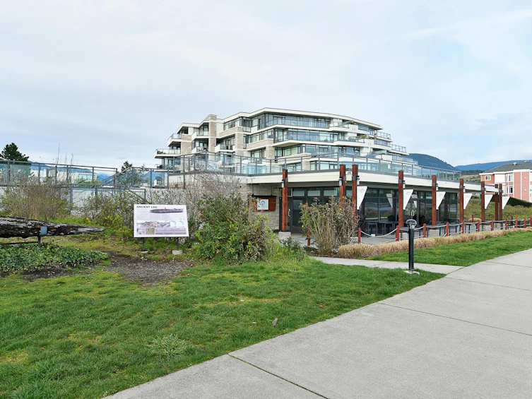 306-5665 Teredo Street, Sechelt, BC, V7Z 0J2 - 5