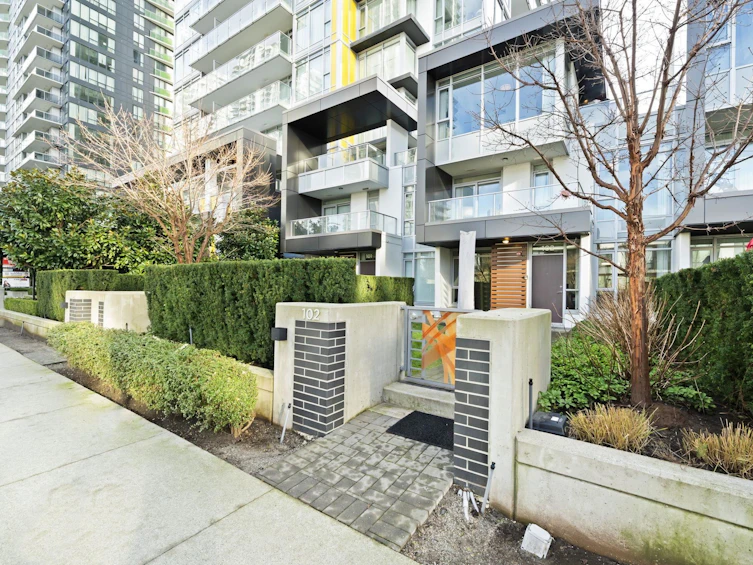 102-6700 Dunblane Avenue, Burnaby, BC, V5H 3K6 - 31