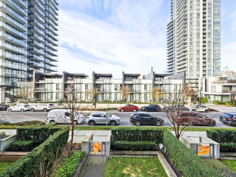 102-6700 Dunblane Avenue, Burnaby, BC, V5H 3K6 - 27