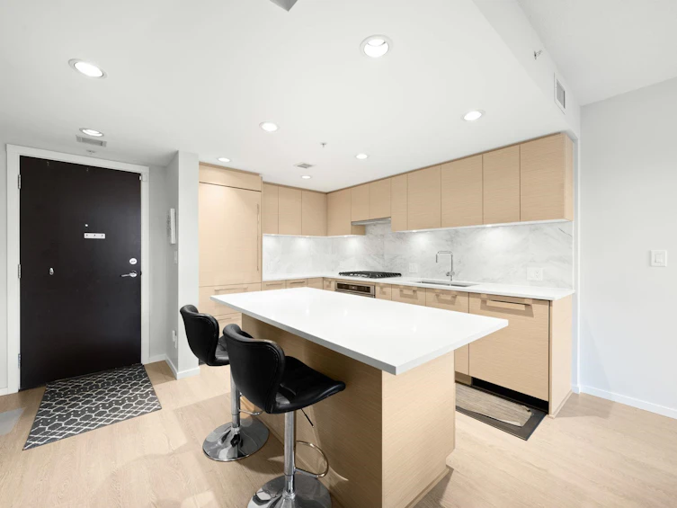 102-6700 Dunblane Avenue, Burnaby, BC, V5H 3K6 - 4