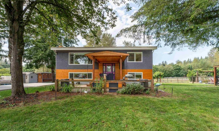10069 276 Street
