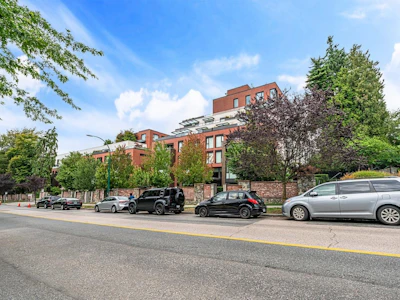 602-1561 W 57th Avenue - 2