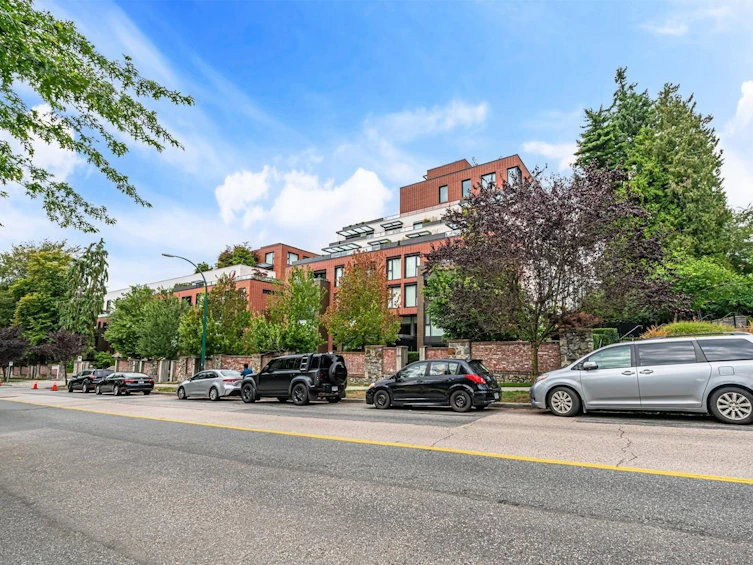 602-1561 W 57th Avenue, Vancouver, BC, V6P 0H5 - 2