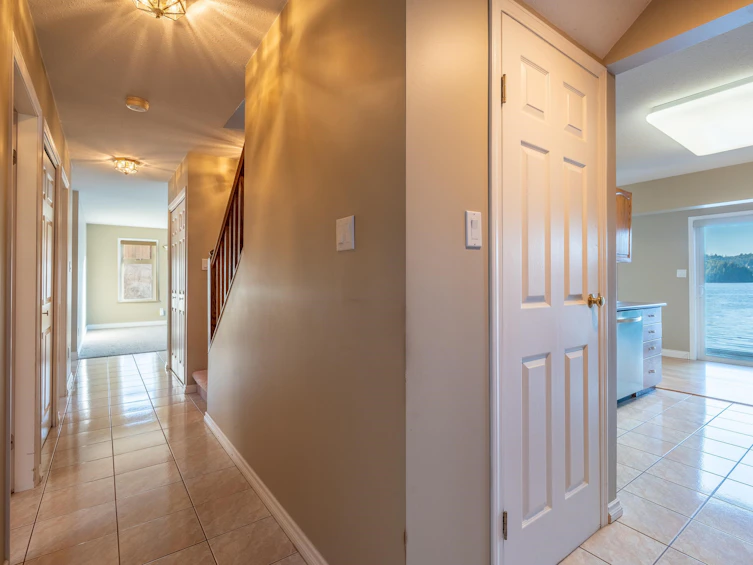 6343 Marmot Road, Sechelt, BC, V7Z 0L2 - 23