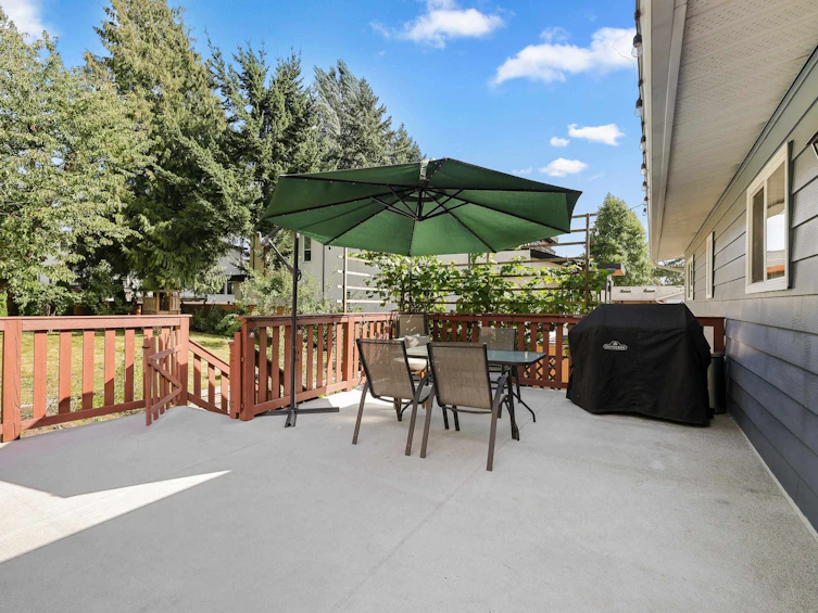 5846 179a Street, Surrey, BC, V3S 4K3 - 23