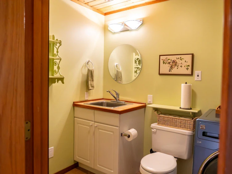 2648 Galleon Way, Pender Island, BC, V0N 2M2 - 34