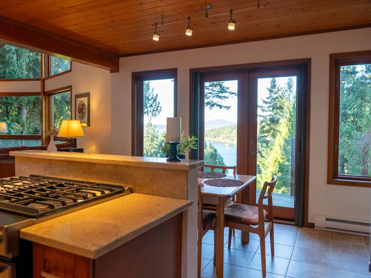 2648 Galleon Way, Pender Island, BC, V0N 2M2 - 16