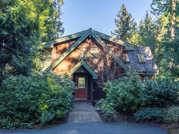2648 Galleon Way, Pender Island, BC, V0N 2M2 - 2