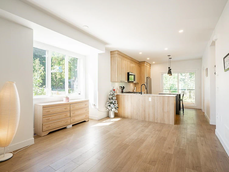 7-10527 155 Street, Surrey, BC, V3R 0S1 - 11