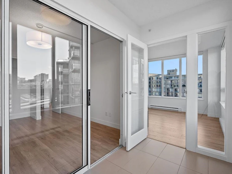 901-1919 Wylie Street, Vancouver, BC, V5Y 0E7 - 9