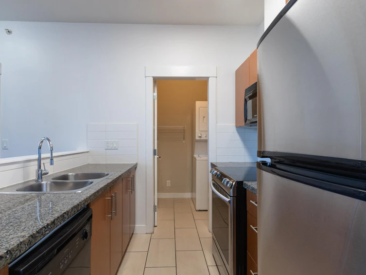 406-33545 Rainbow Avenue, Abbotsford, BC, V2S 0B9 - 10