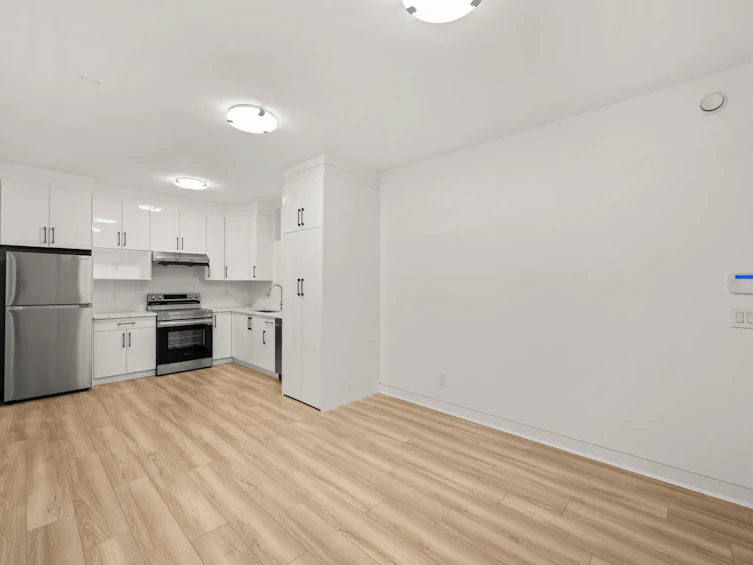 4346 Pender Street, Burnaby, BC, V5C 2M6 - 28