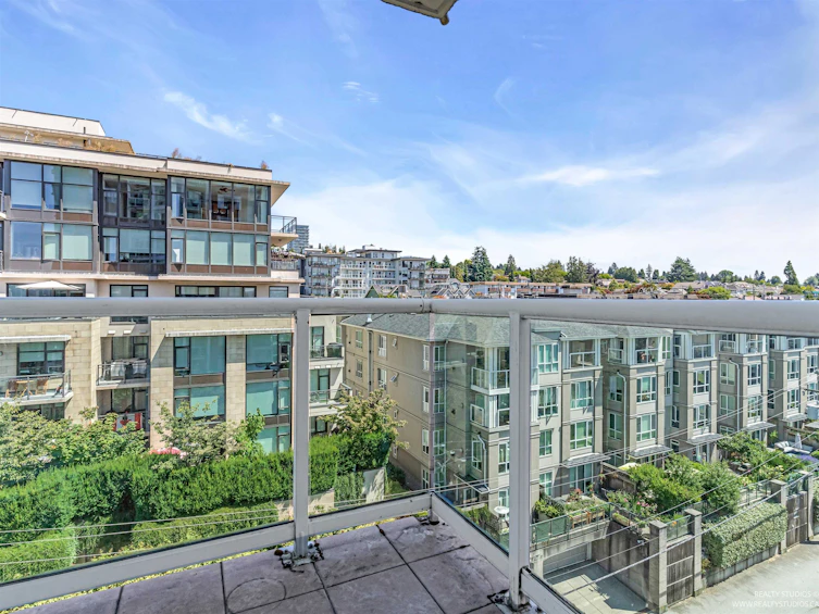 903-130 E 2nd Street, North Vancouver, BC, V7L 1C3 - 30