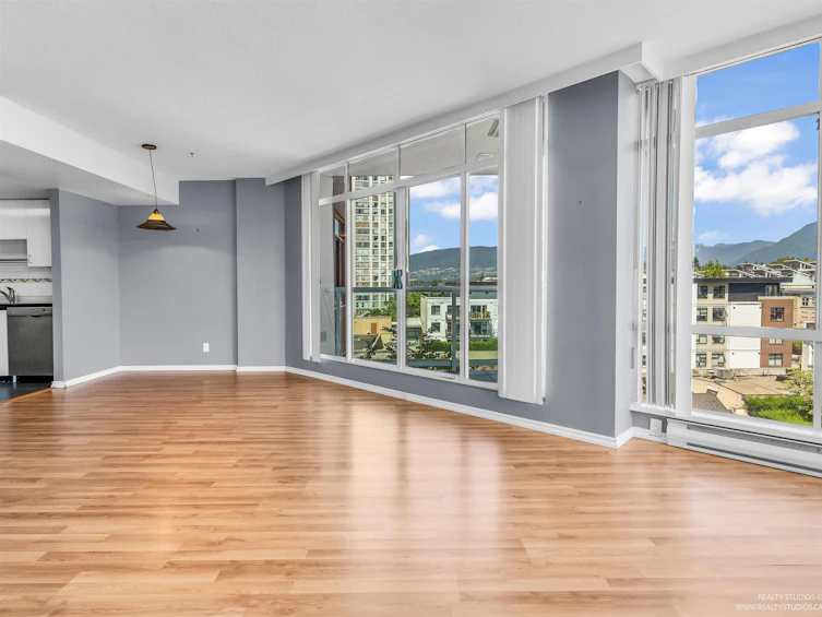 903-130 E 2nd Street, North Vancouver, BC, V7L 1C3 - 2