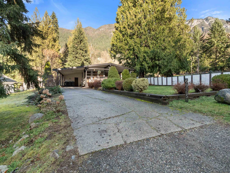 66665 Stephens Road, Hope, BC, V0X 1L1 - 3