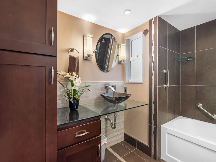 101-15041 Prospect Avenue, Surrey, BC, V4B 2B5 - 30