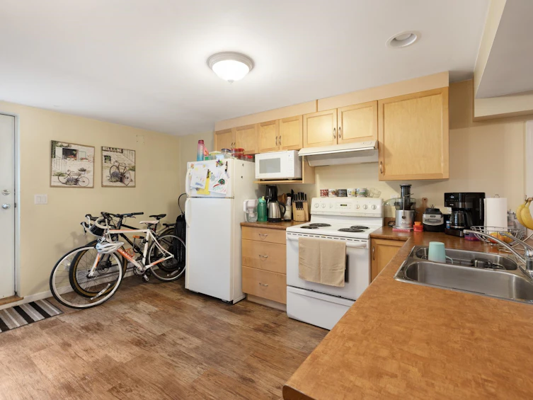 518 E 7th Street, North Vancouver, BC, V7L 1S3 - 37