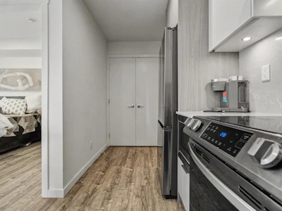 308-13969 96 Avenue - 5
