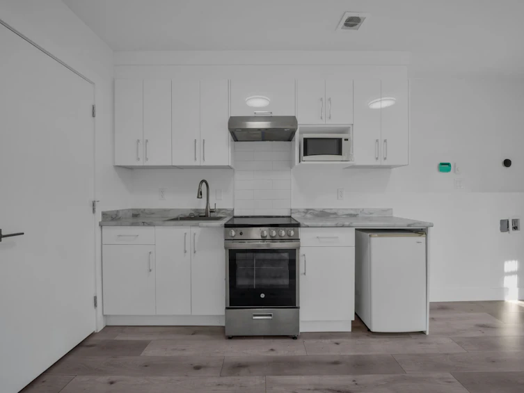 5140 Slocan Street, Vancouver, BC, V5R 2A5 - 25