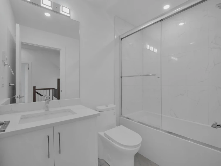 5140 Slocan Street, Vancouver, BC, V5R 2A5 - 13