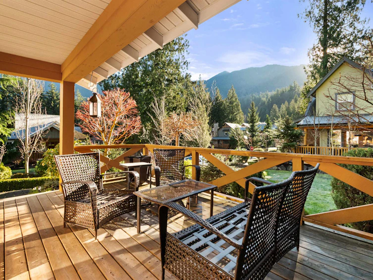 1811 Wood Duck Way, Cultus Lake, BC, V2R 0E1 - 2