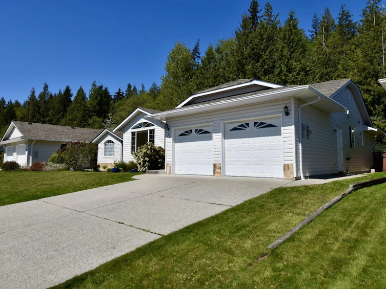 22-535 Shaw Road, Gibsons, BC, V0N 1V8 - 2