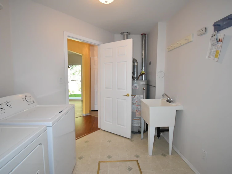22-535 Shaw Road, Gibsons, BC, V0N 1V8 - 16