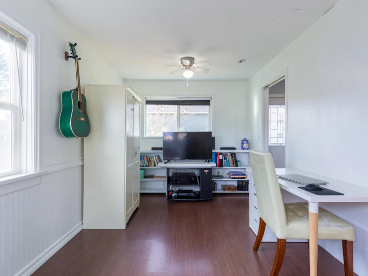 8131 Coleman Street, Mission, BC, V2V 6R6 - 24