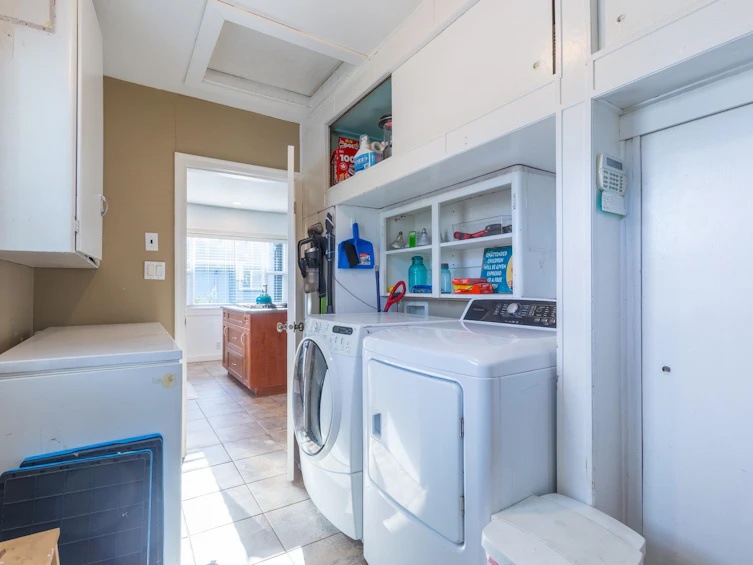 8131 Coleman Street, Mission, BC, V2V 6R6 - 29
