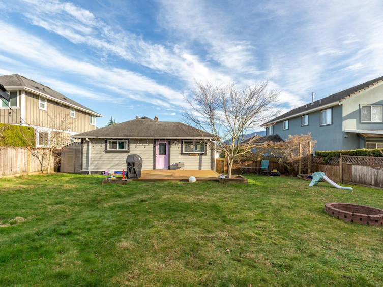 8131 Coleman Street, Mission, BC, V2V 6R6 - 34