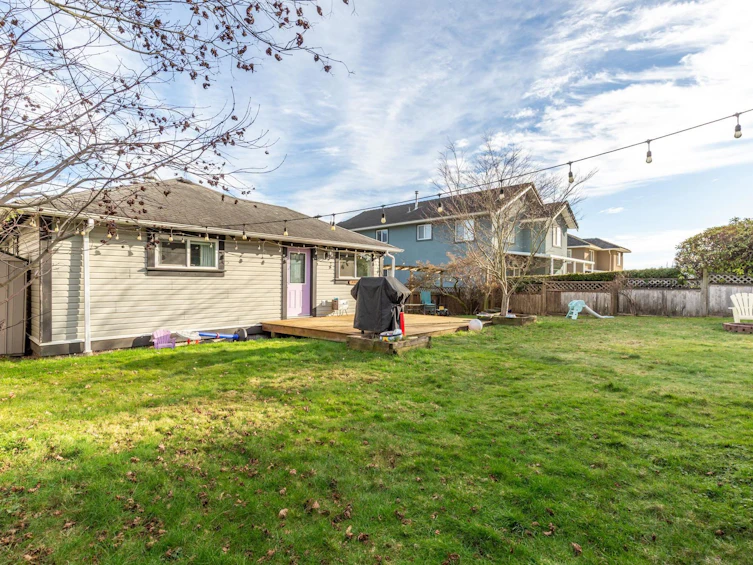 8131 Coleman Street, Mission, BC, V2V 6R6 - 32