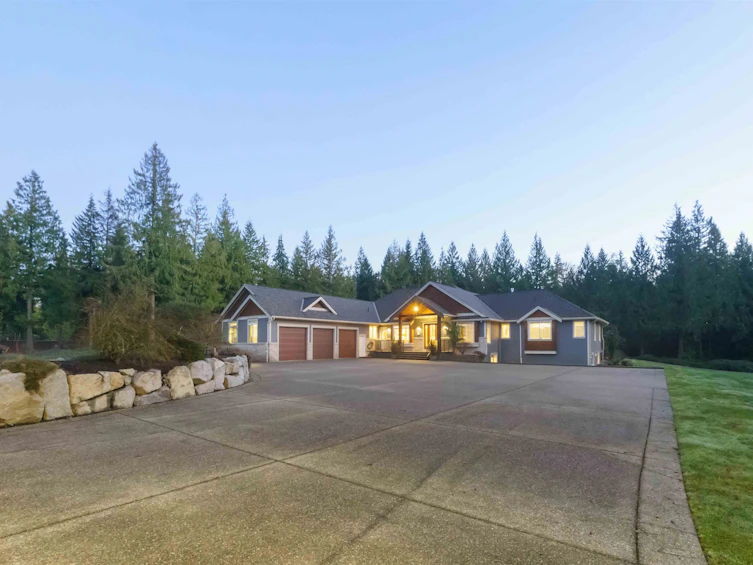 28650 104 Avenue, Maple Ridge, BC, V2W 1L5