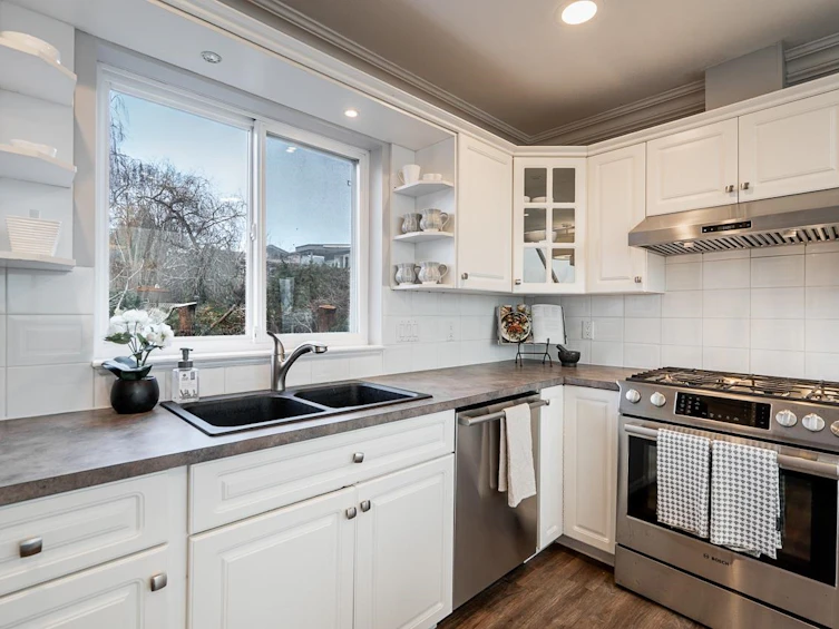 912 Habgood Street, Surrey, BC, V4B 4W6 - 3