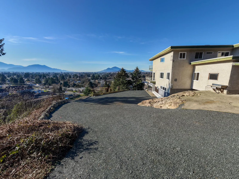 9890 Quarry Road, Chilliwack BC V2P 3M2