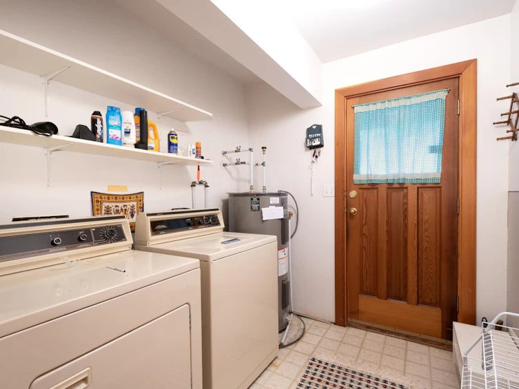 1684 Whitesails Drive, Bowen Island, BC, V0N 1G2 - 29