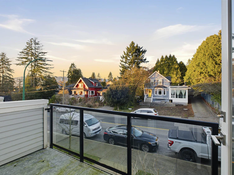 2-115 W Queens Road, North Vancouver, BC, V7N 2K4 - 18